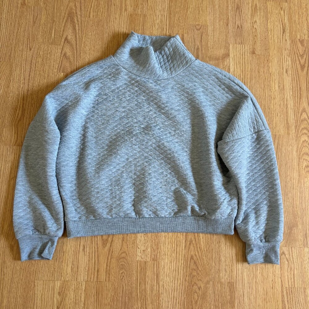 Paper Crane Quilted Mock Neck Sweatshirt